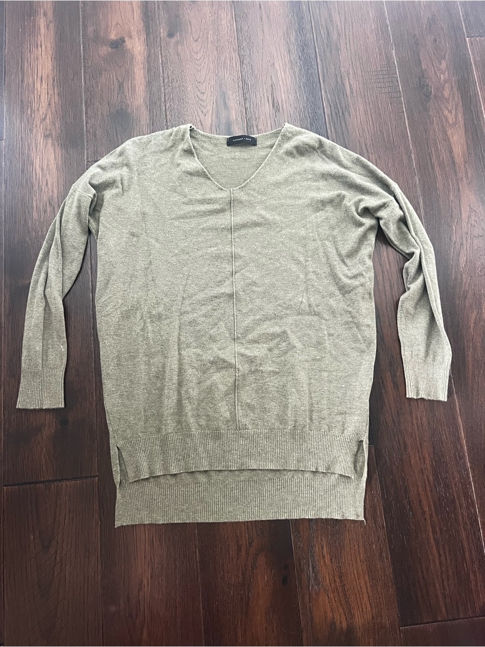 Loose V‑Neck pullover Sweater - Olive Green